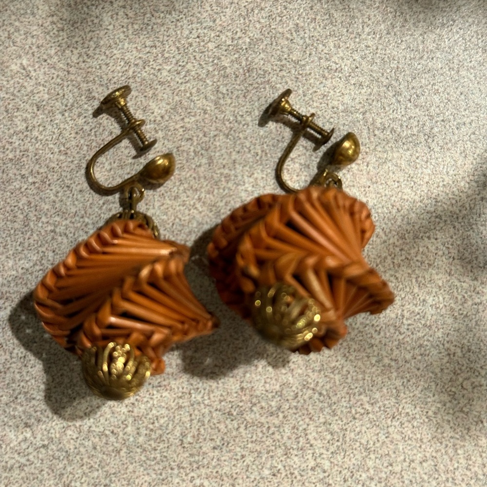 Vintage Miriam Haskell Woven Rafia Screw back Earrings